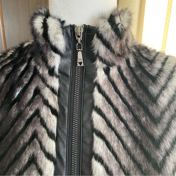 Guess Y2K fuzzy faux fur and vegan leather vest - Picture 2 of 7